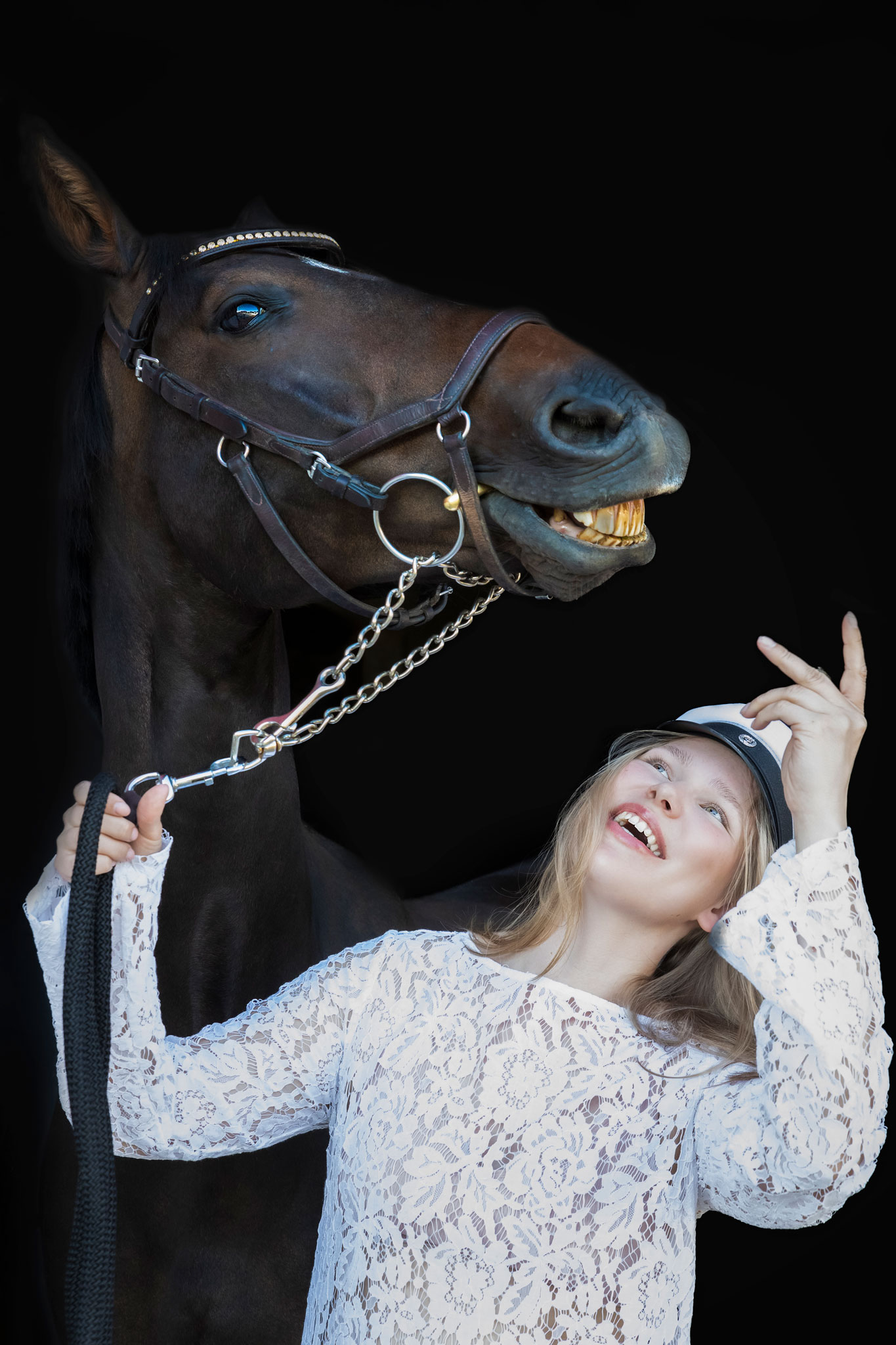 Ylioppilaskuvaus Henna Ikonen.