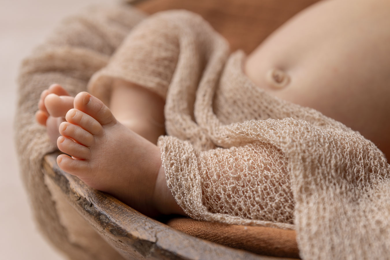 Newbornkuvaus Henna Ikonen.