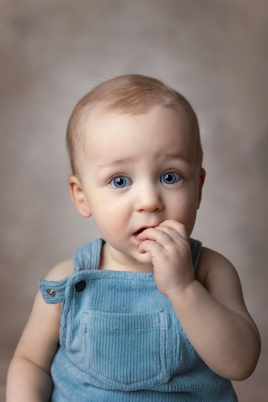 1-vuotiskuvaus Henna Ikonen.