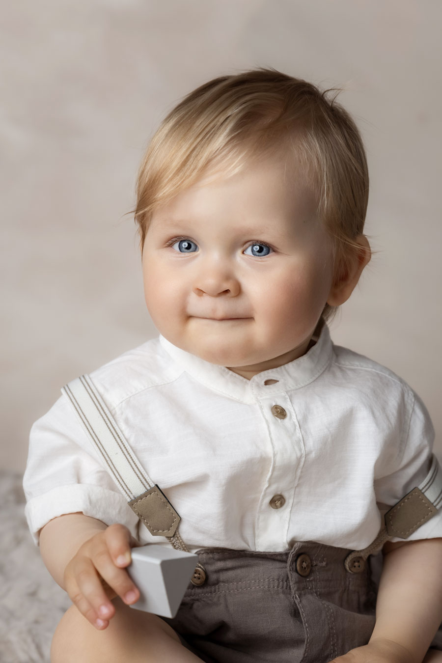 1-vuotiskuvaus valokuvaaja Henna Ikonen.