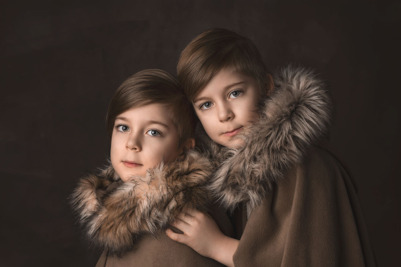 Lapsikuvaus studiossa Valokuvaaja Henna Ikonen Varkaus.