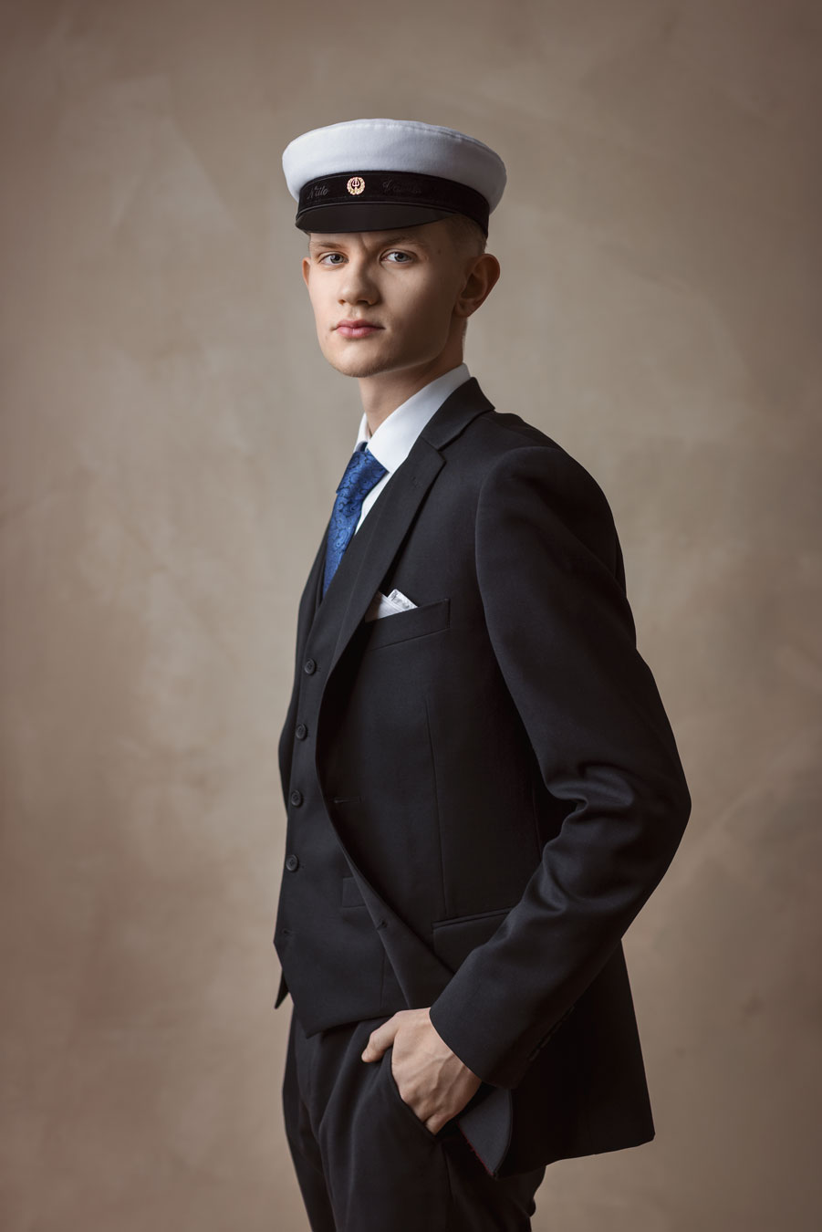 Ylioppilaskuvaus valokuvaaja Henna Ikonen varkaus.