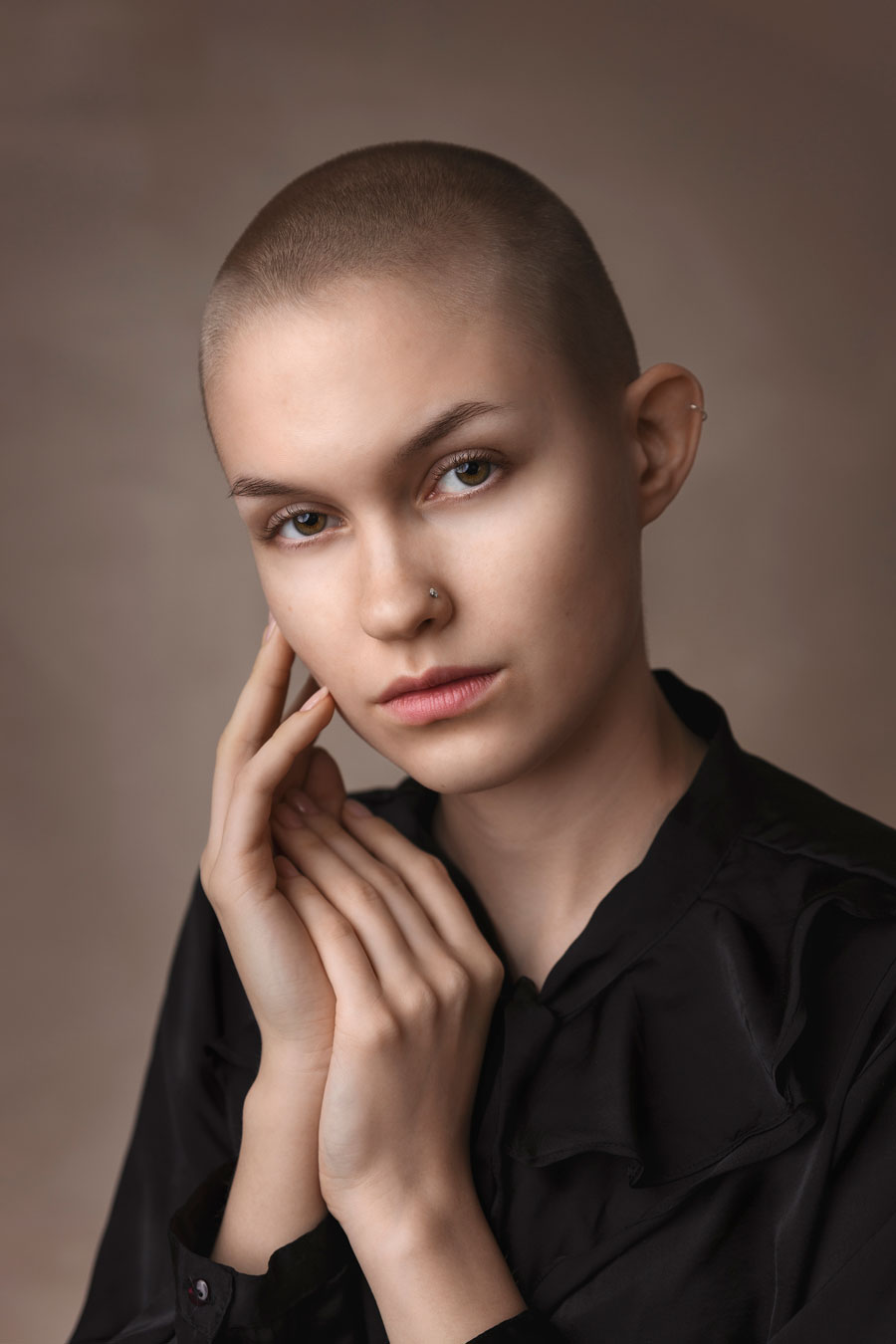 Muotokuvaus Valokuvaaja Henna Ikonen Varkaus