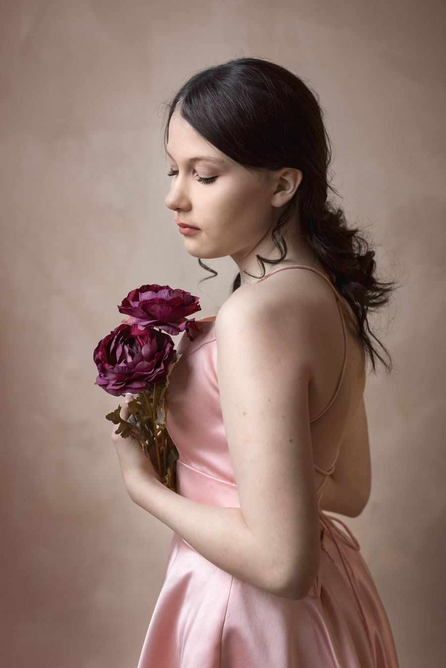 Rippikuvaus Studiossa Valokuvaaja Henna Ikonen.