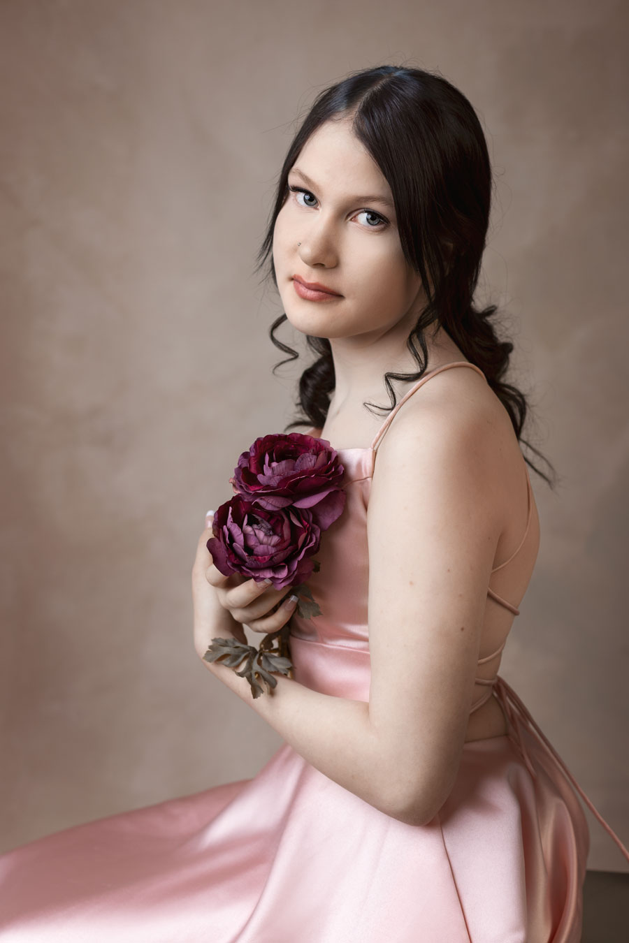 Rippikuvaus Studiossa Valokuvaaja Henna Ikonen Varkaus.